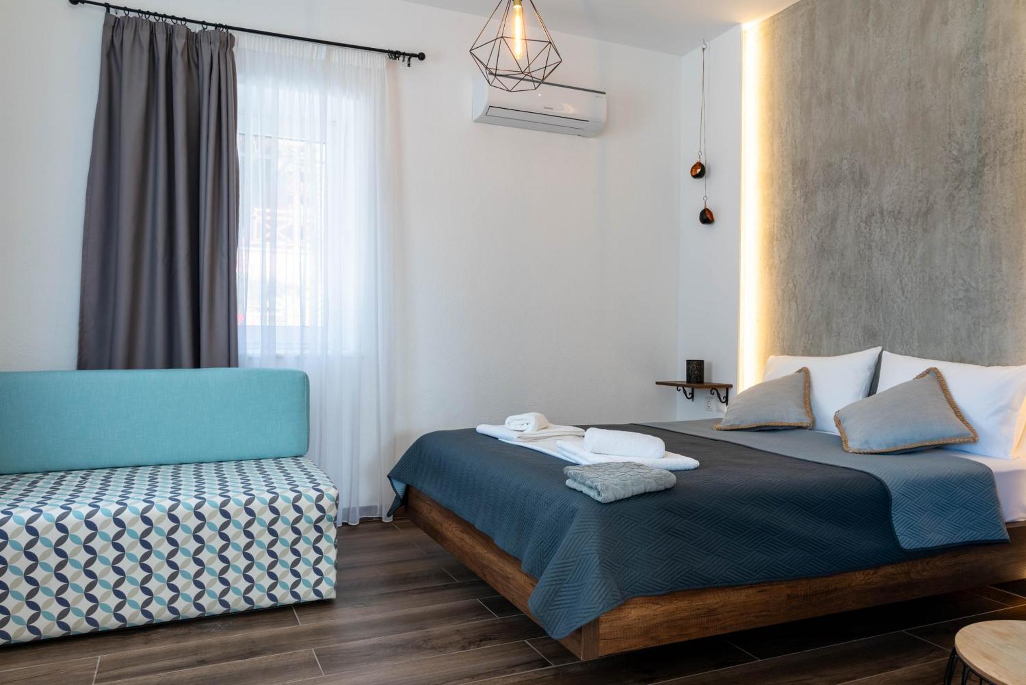 Aigli Luxury Studios Néa Róda Kültér fotó