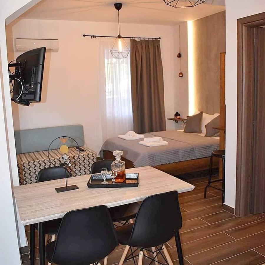 Aigli Luxury Studios Néa Róda Kültér fotó